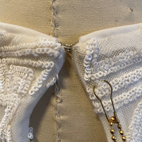 Forever21 White Embellish Shorts special occasion - Picture 4 of 11